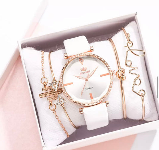 Conjunto  Relógio & Pulseiras by Mistika